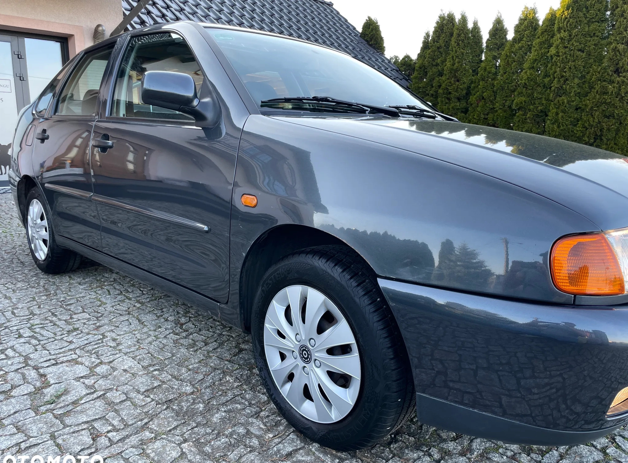 Volkswagen Polo cena 9900 przebieg: 72105, rok produkcji 1997 z Zamość małe 667